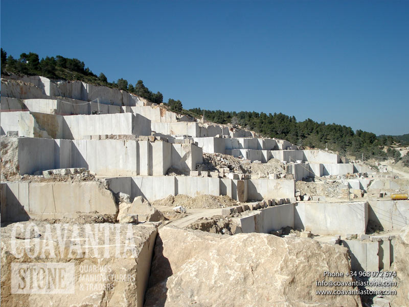 Crema levante marble Quarry
